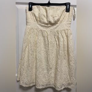 Forever 21 Lace Cream Slip-On Strapless Dress